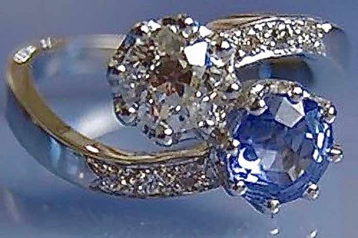 Bague d occasion toi et moi saphir diamants en or