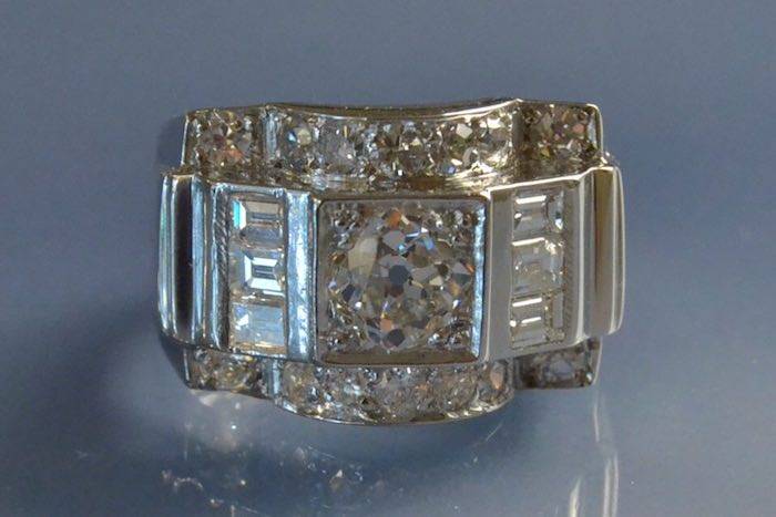 Bague années 40 diamants