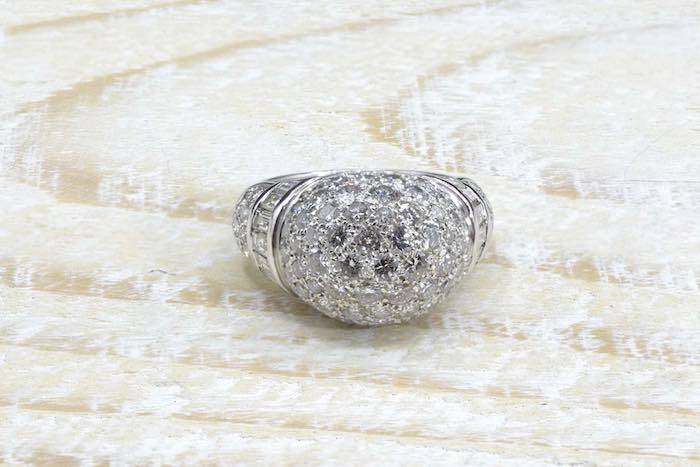 Bague dôme diamants en or blanc d'occasion